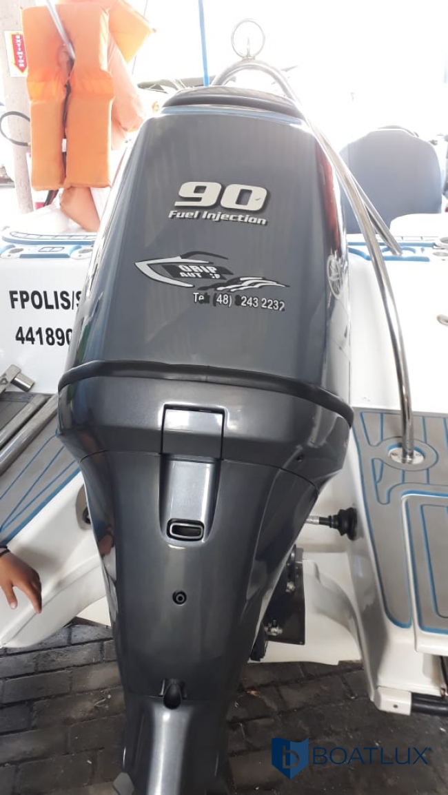 Foto embarcação