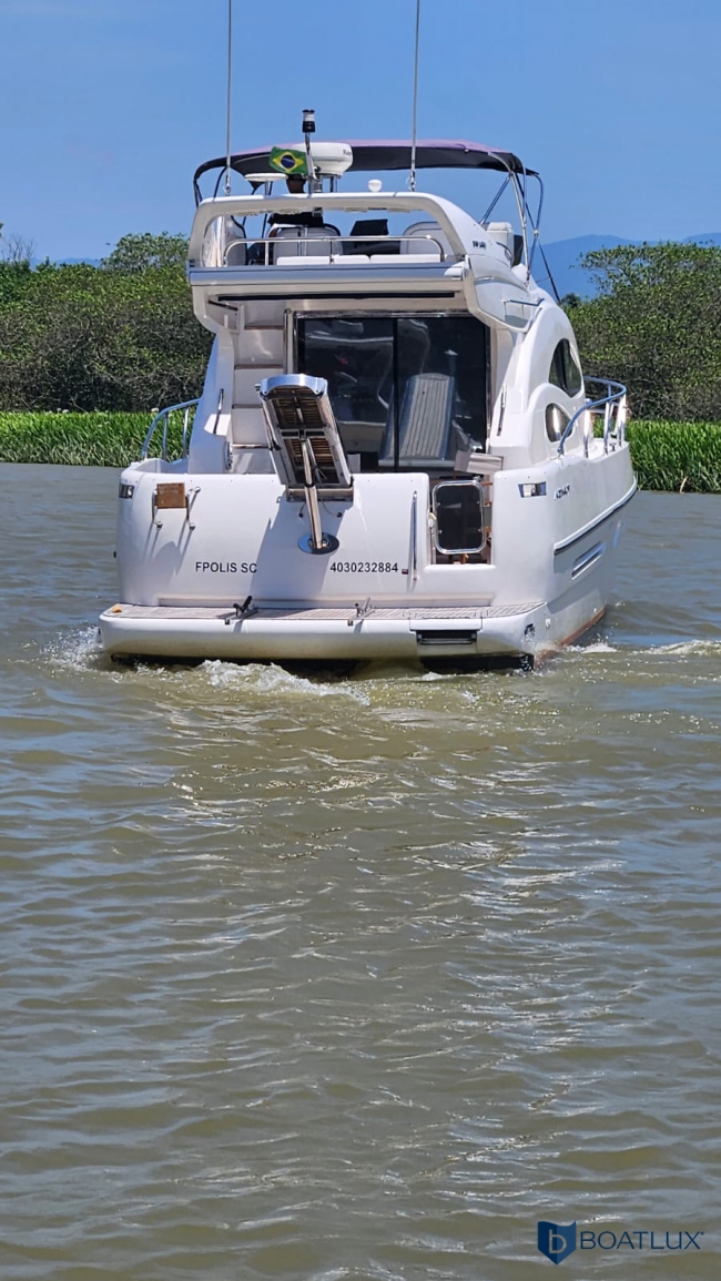 Foto embarcação